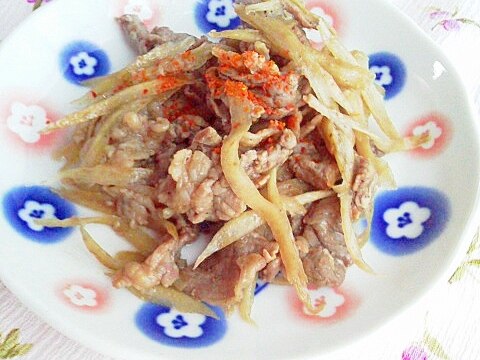 ごぼうと牛肉のうま塩麹炒め